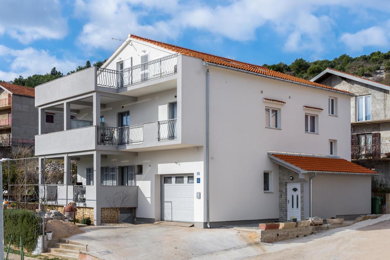 שיבניק Apartments Tanya מראה חיצוני תמונה