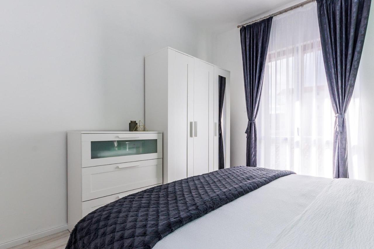 שיבניק Apartments Tanya מראה חיצוני תמונה