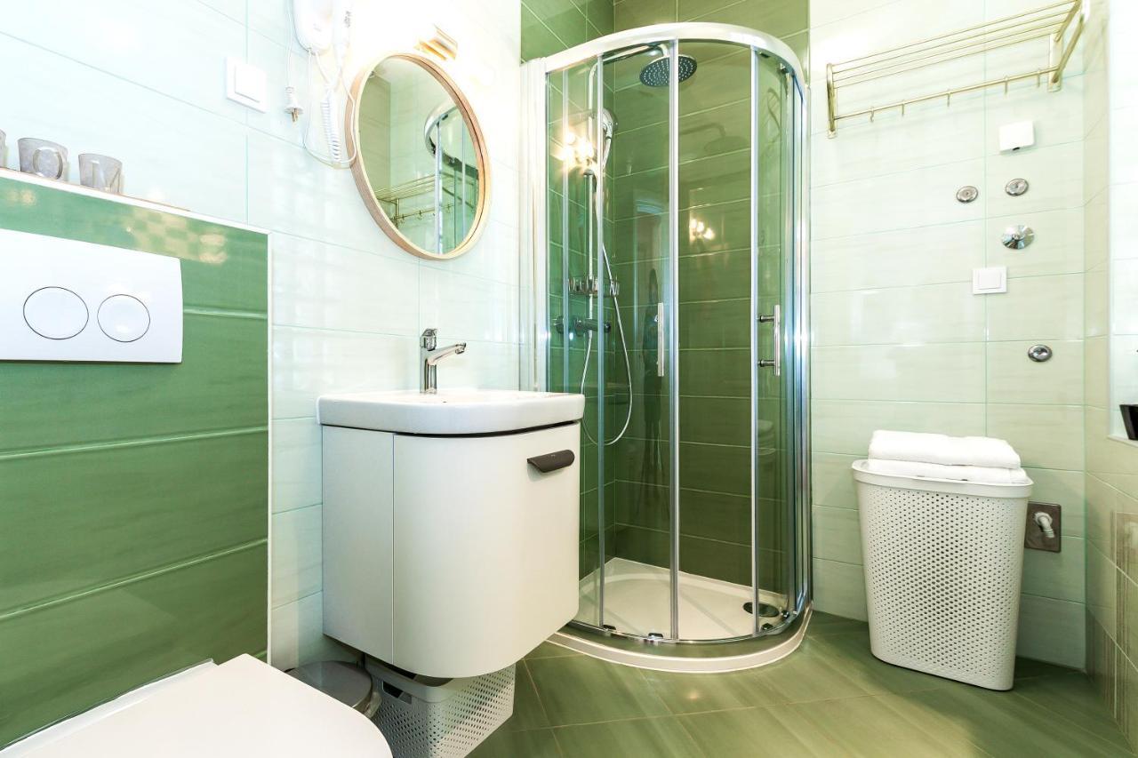 שיבניק Apartments Tanya מראה חיצוני תמונה