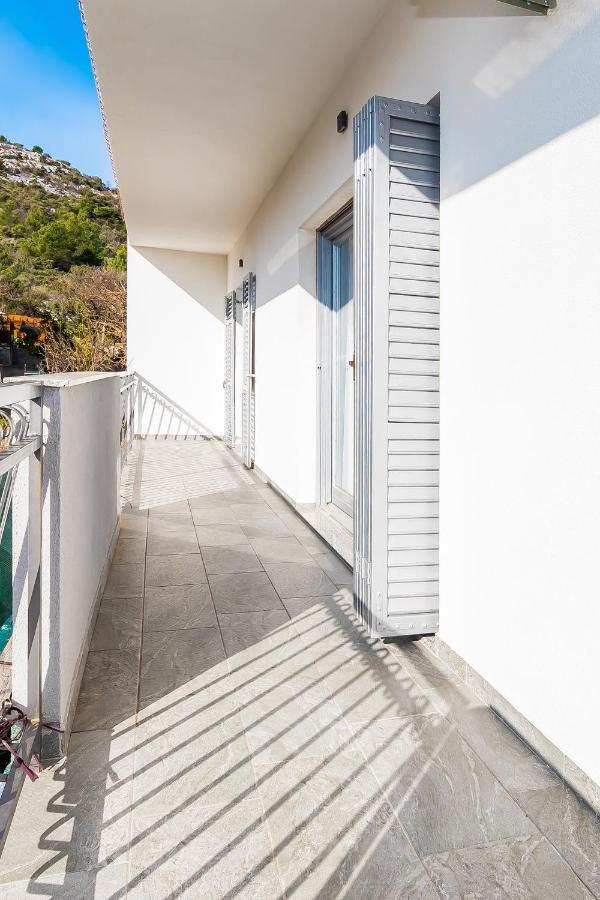שיבניק Apartments Tanya מראה חיצוני תמונה