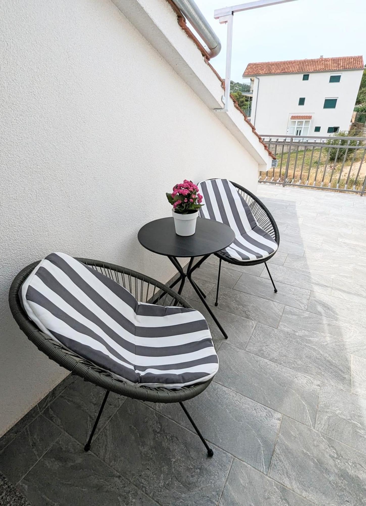 שיבניק Apartments Tanya מראה חיצוני תמונה